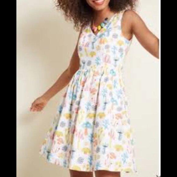 Mushroom Pocket Dress Fully lined Med - Picture 2 of 6